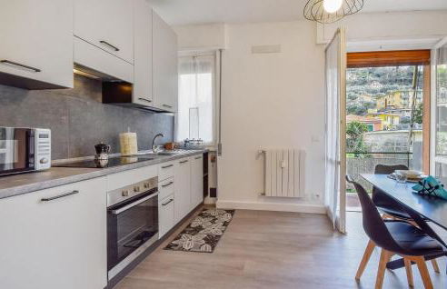 1 Bedroom Nice Apartment In Recco - Foto 1