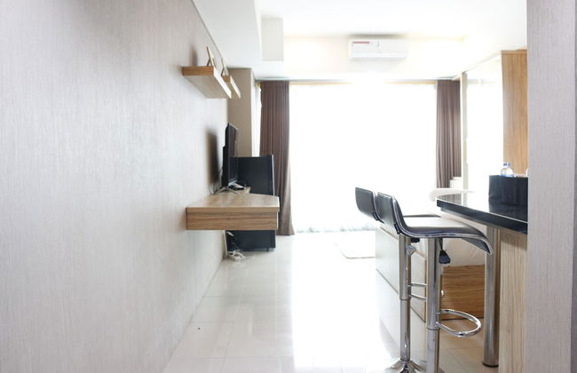 Deluxe Studio Room @ Tamansari La Grande Apartment - Foto 6
