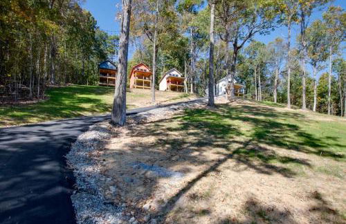 Gorgeous Cabin Great for Groups or Families with Jacuzzi, Fire Pit and Views in Alabama - Foto 31