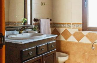 Casa Rural en Candeleda con piscina y un maravilloso jardín - Foto 32