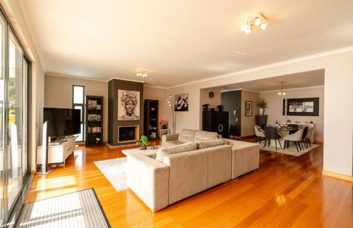 Villa Nunes, Big Holiday house with private pool - Foto 12