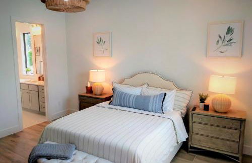 BRAND NEW - 4BD3BTH - Lely Resort - Heated Pool - Players Club Included - Min 2 Week Stay - Foto 7