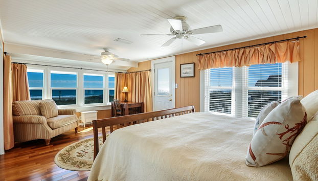 Rustic Ocean Front Cottage by RedAwning - Foto 2, Habitación