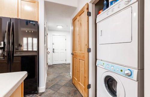 Crestview Condominiums by All Seasons Resort Lodging - Photo 24