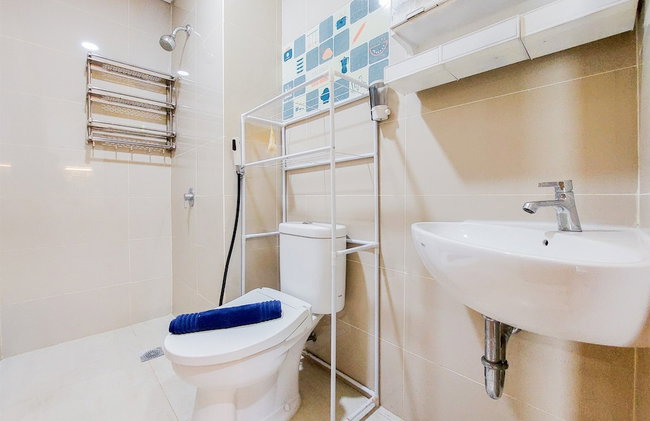 Fancy And Strategic Studio Apartment At B Residence - Foto 8