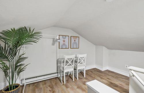 Bloomfield, Pittsburgh Bright and Spacious TWO Bedroom Apt with Free Parking - Foto 24