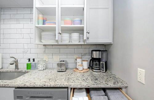 Elegant 3BR Oasis in Dundee Close to Downtown - Foto 54