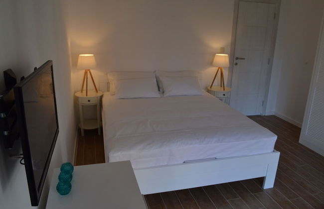 Casablanca Apartments - Photo 12