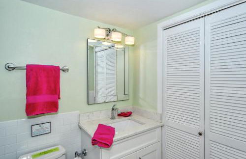 LaPlaya 103A Time to relax Enjoy the peaceful, private beach just a shells throw from your door - Foto 8