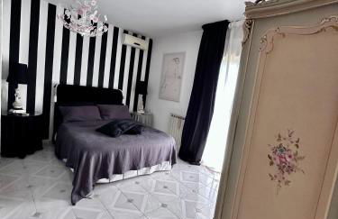 Seb's Flat - Home of the Sun & Colors, Free Wi-Fi , AC, SmartTV - Foto 15