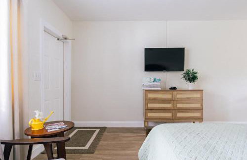 Cozy private studio 2 blocks from Pompano Beach - Photo 7
