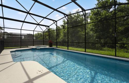 Fully Refurbished Vacation Home with South Facing Pool and Spa with Lake View in Quiet Community Nr Disney - Foto 32