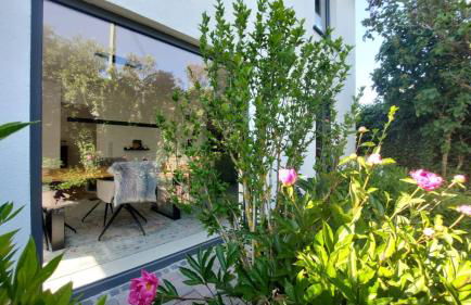 Adenauer Zwölf - Das 5 Sterne Ferienhaus mit Sauna und Garten am Eifelsteig - Foto 2