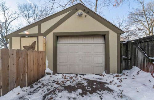 Comfortable 5BR Ames Stay Close to Campus - Foto 35