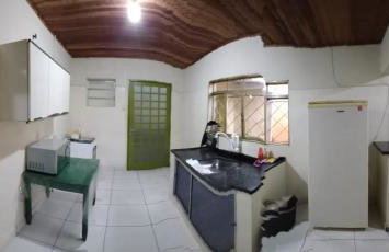 Casa grande e bem localizada - Foto 9