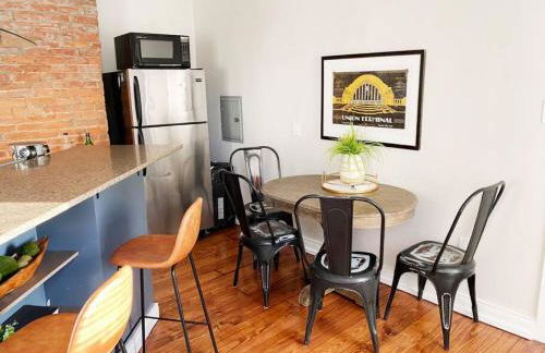 2 Large Apts w Parking - Downtown Over the Rhine - Foto 24