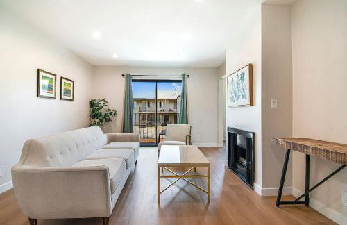 Stylish 1BR Near Universal Studios with Parking - Foto 11