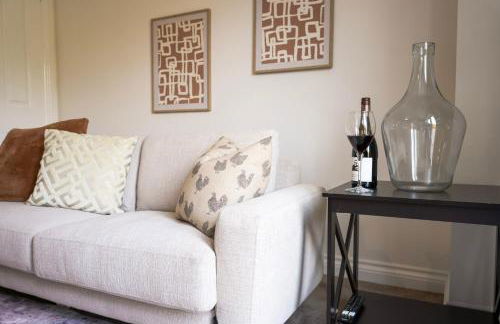 Luxury 3 Bedroom Welsh Valley Retreat With Superfast Wifi - Photo 23