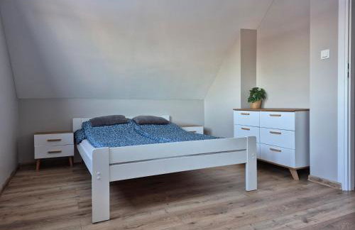 KASZUBY Oliwkowy domek Niesiołowice na Kaszubach Balia z Jacuzzi Jeziora lasy - Foto 14