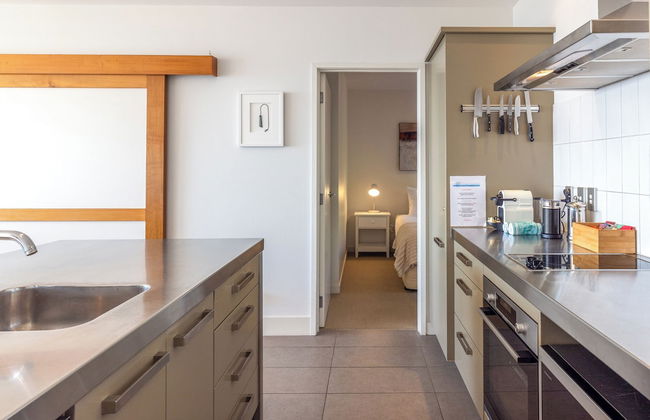 Apartment On The Beach - Photo 11