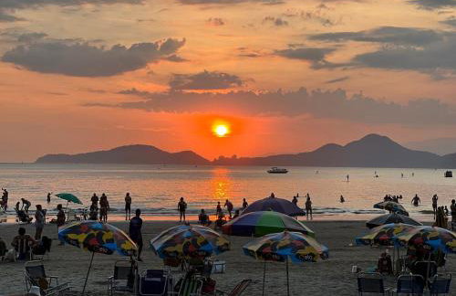 Apto22-Lindo -3 quartos- em Santos-SP com ar condicionado - Foto 51