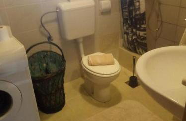 Family-friendly apartments with swimming pool Lovinac, Velebit - 21748 - Foto 9