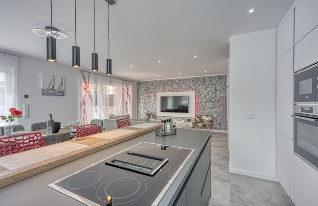 Peaceful Blooming Villa With Pool - Foto 12