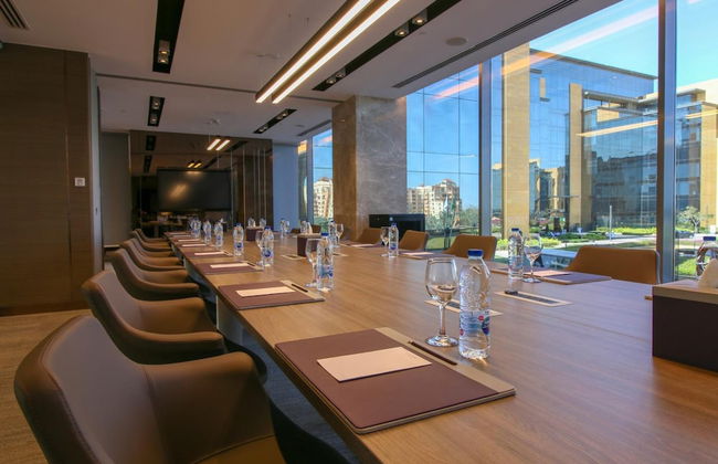 Views Hotel & Residences - Foto 43