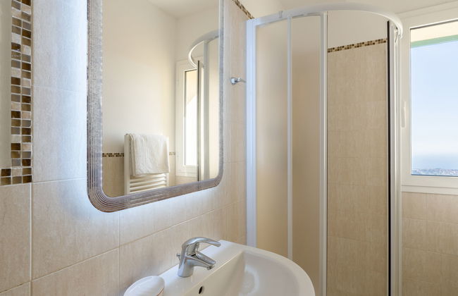 1 bedroom Apartment in San Bartolomeo al Mare with terrace - Photo 13