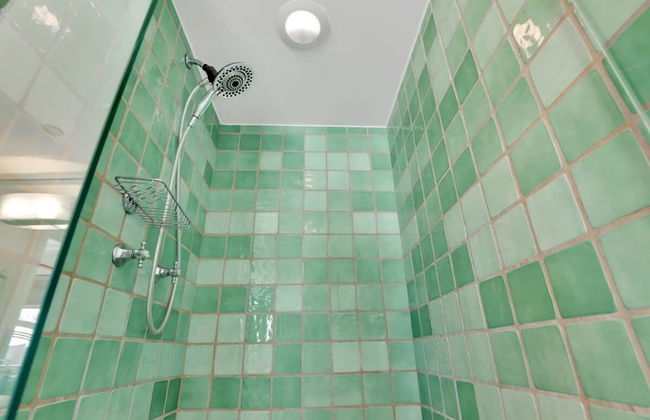 NEW Amazing Large 3BR Direct Oceanfront Penthouse On Ocean Drive - Foto 45