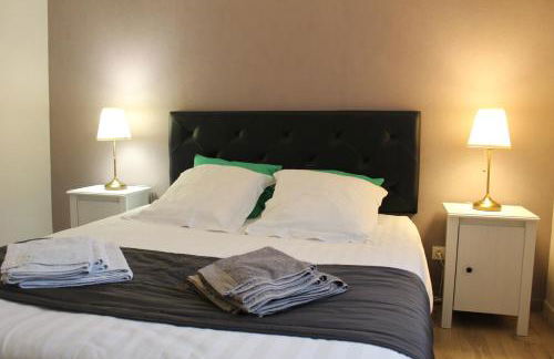 L'ESTRAN, 4 kms des plages, port, GR 34 et 2 h 15 Paris LGV - Foto 14