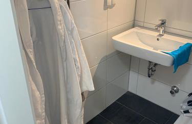 studio 59 , Boxspringbett, TV, Balkon, Loggia, Küche, Bad, W-lan - Foto 13