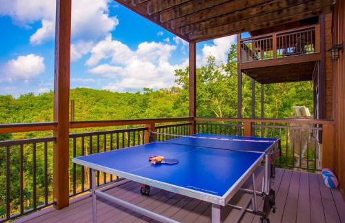 Splashing at the Bluff - Premier Smoky Mountain Views - Indoor Pool Spa - Luxury Cabin - Gatlinburg - Pigeon Forge - Foto 26