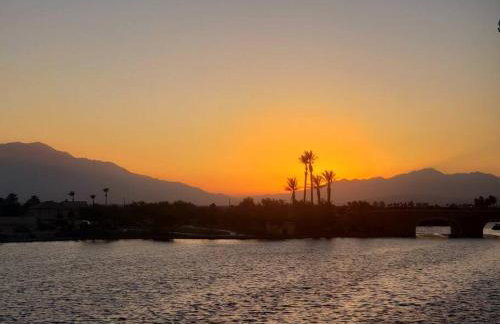 Terra Lago Villa Lake, Mountain and Desert view, Coachella Getaway - Foto 39