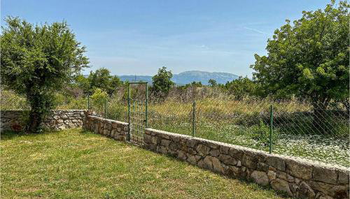 1 Bedroom Cozy Home In Knin - Foto 2