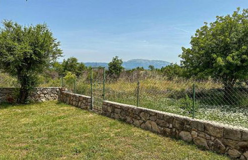 1 Bedroom Cozy Home In Knin - Foto 2