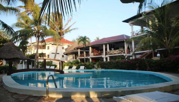 Ascot Residence One Bedroom Apartment - Photo 5, Piscine