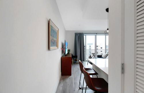 Luxury Condo Living on Sarasota Bay, Minutes From Downtown - Foto 28