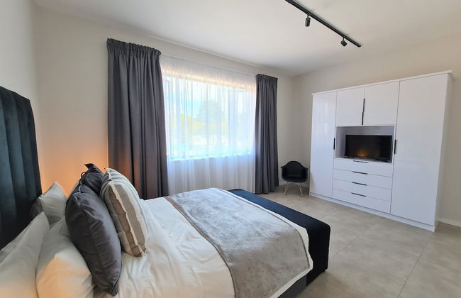 MINT Apartments Greenside - Photo 77