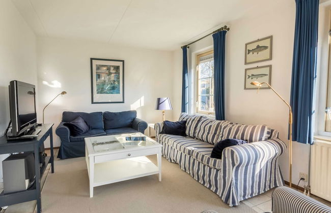 Comfortable Villa With Wifi, Near the Sea in Cosy Domburg - Photo 5