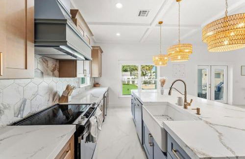 Diamond Sands Epic Mini Golf Guest House - Photo 4