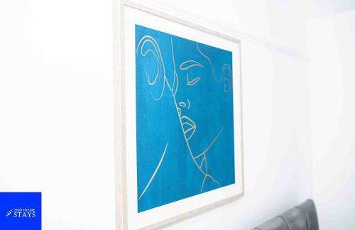 2ndHomeStays- Stoke-on-Trent-A Serene 3 Bed House with a Garden View-Suitable for Contractors-Relocation Families-Group of Friends-Sleeps 6 - 16 mins to J15 M6 and 36 mins to Alton Towers Resort - Foto 25