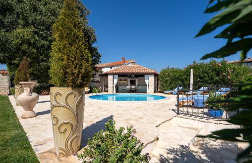 Villa Marianne with heated pool - Foto 8