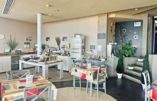 Holiday Club Vista Amadores - Photo 14