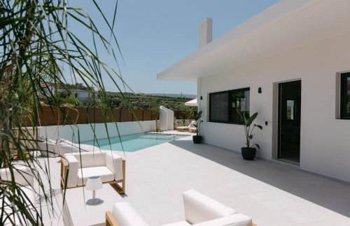 Emerald Harmony Villa with Private Pool & Jacuzzi - Photo 50