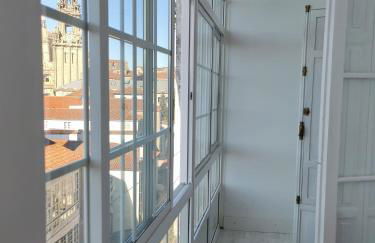 Rua Nova Apartment 28, 3 Dormitorios, WIFI, PS4 y Netflix, a 200m Catedral - Foto 68