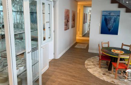 Luxuoso apartamento de 3 suítes frente rua torta - Foto 35