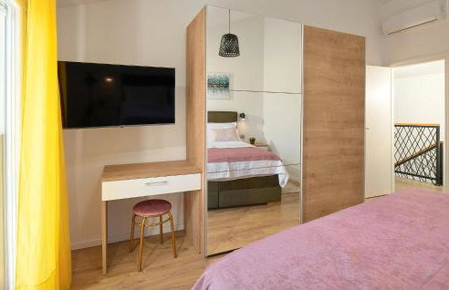 Stunning Home In Sestanovac - Photo 21