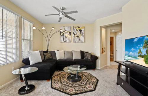 Luxury 2BR/2BA! 5 MIN to Disney! - Photo 34