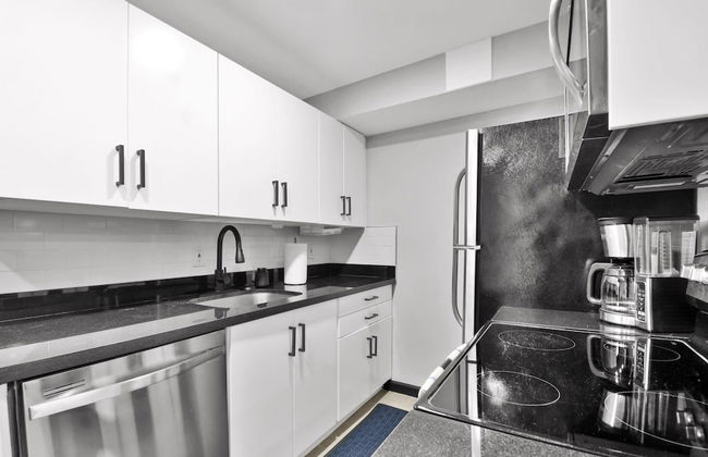 Escape to This Luxury Wilton Manors Villa - Foto 26